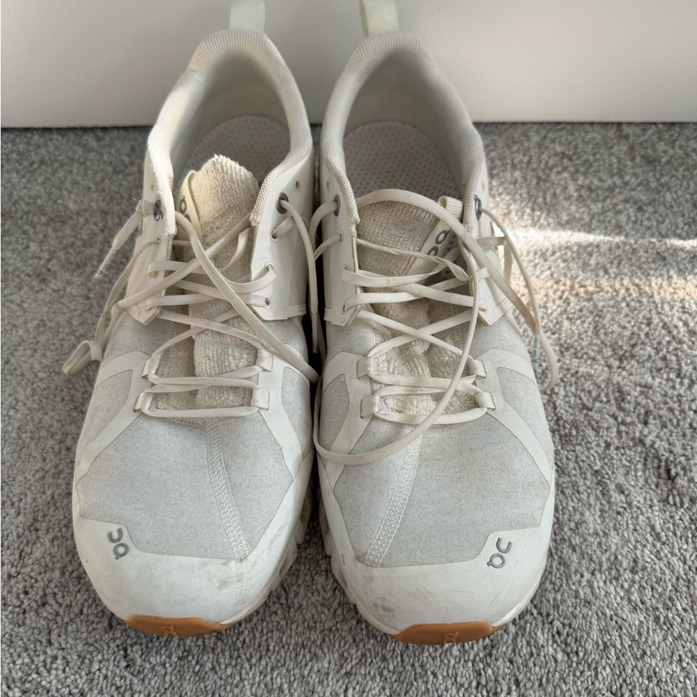 One pair of men’s size 12 on cloud casual / gym shoes